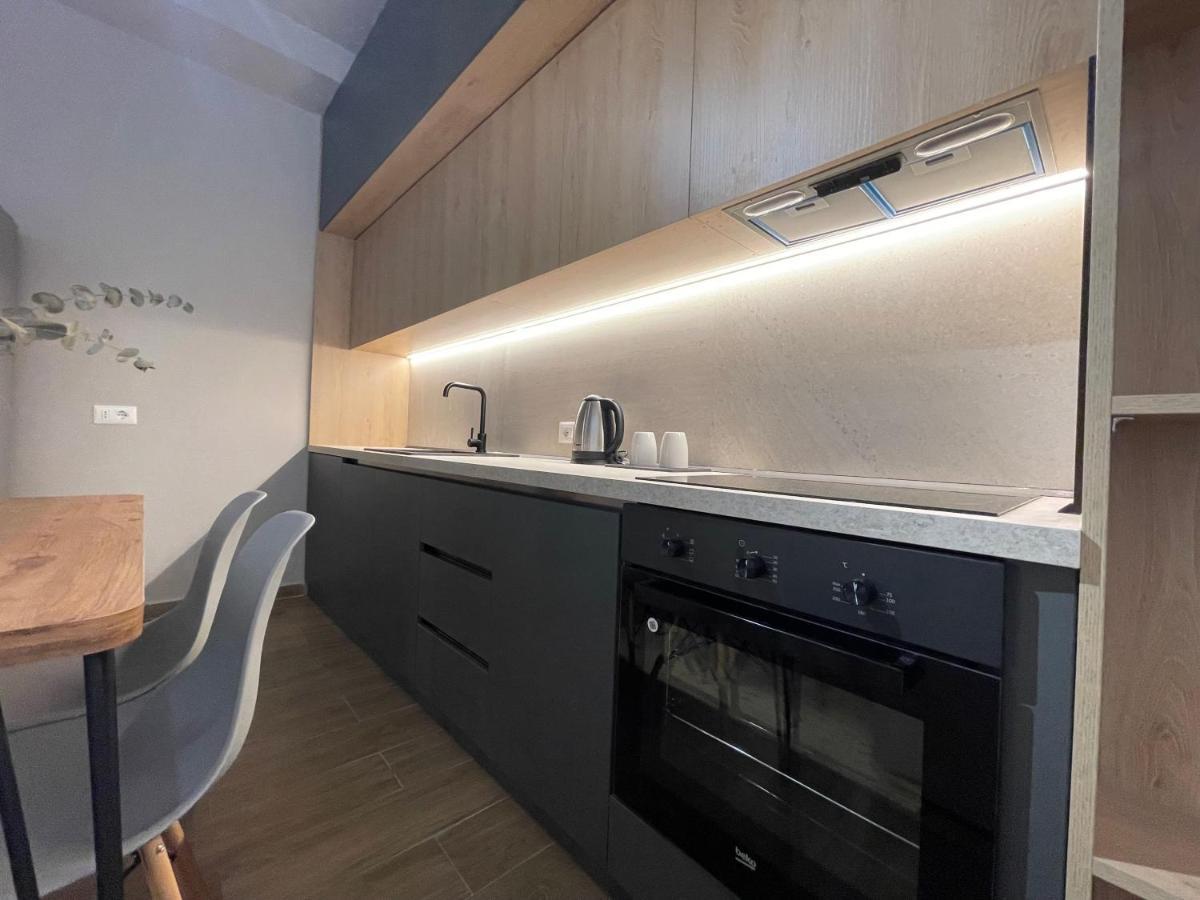 Square 21 Apartments Τίρανα Εξωτερικό φωτογραφία