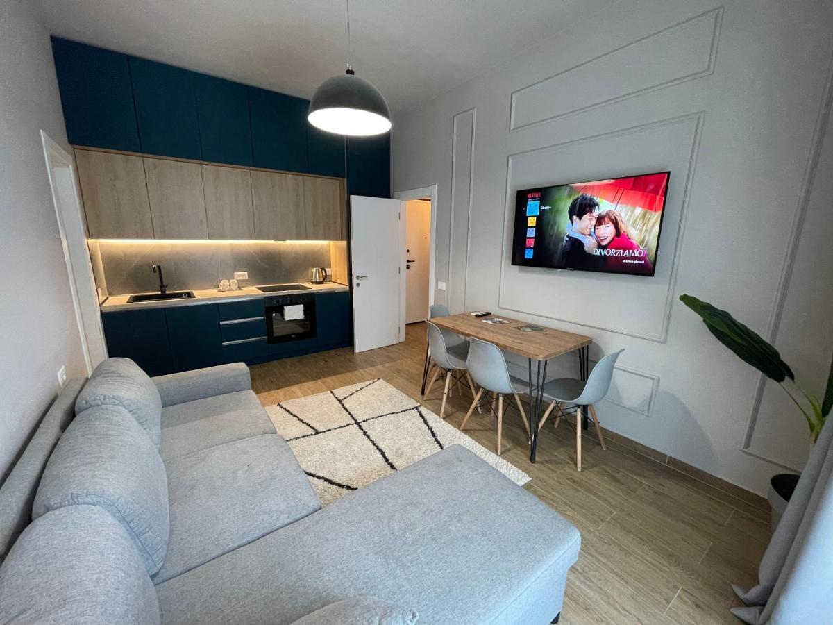 Square 21 Apartments Τίρανα Εξωτερικό φωτογραφία