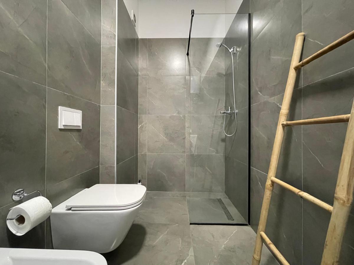 Square 21 Apartments Τίρανα Εξωτερικό φωτογραφία